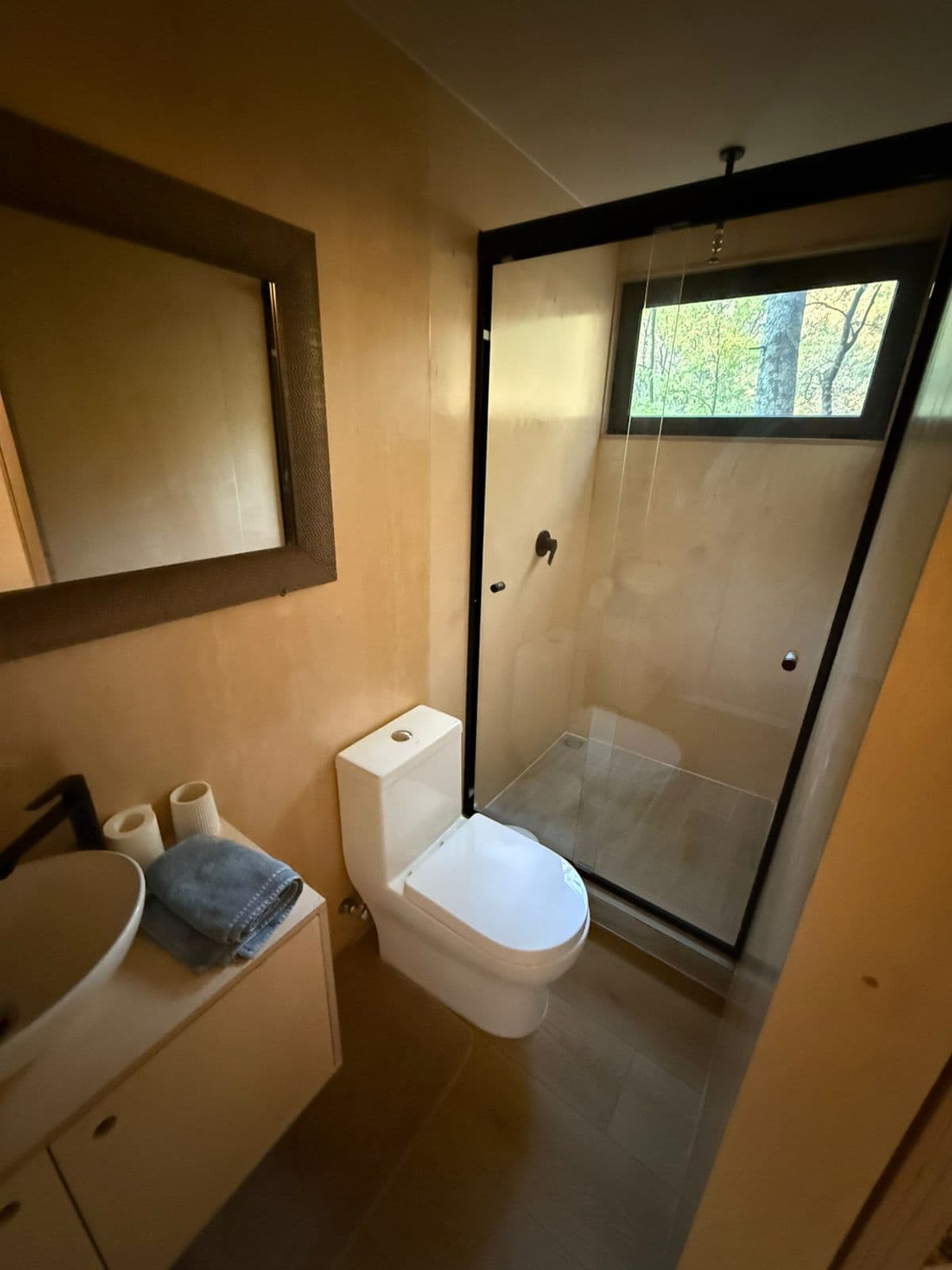 Baño secundario Cabaña 3